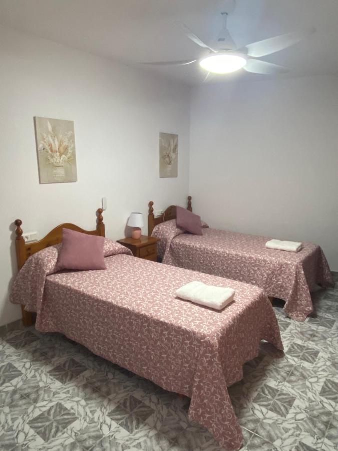 Villa Casa “El Zumaque” En Zahara De La Sierra Esterno foto